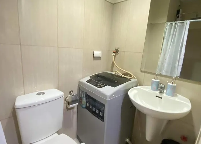 Luke Staycation Shell Residences Aparthotel